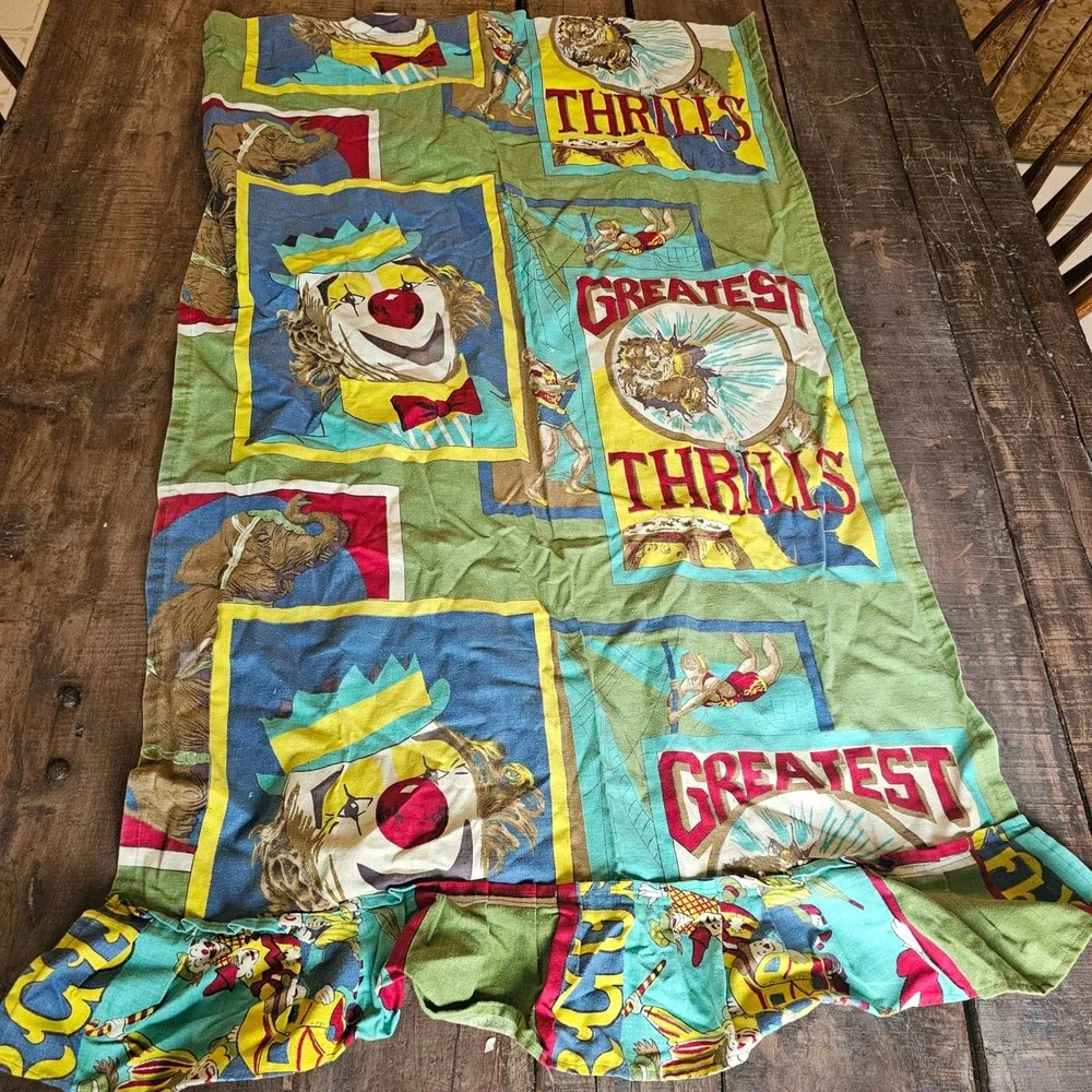 MCM Vintage Circus Valance Curtain Panel Greatest Thrill Clown Elephant Ruffle